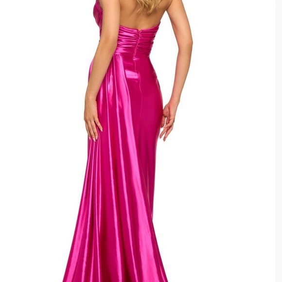 Sherri Hill Elegant Gown Style 55230 - Picture 7 of 7